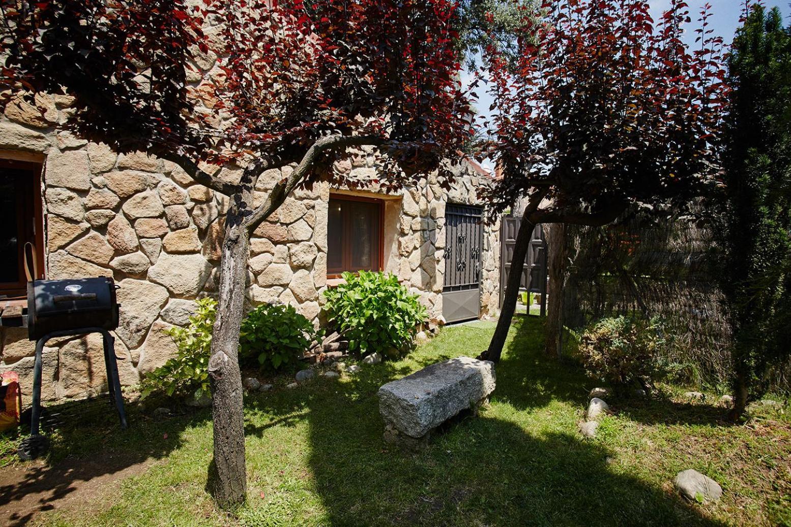 הוילה Ávila Casa De Cucu Navaluenga מראה חיצוני תמונה