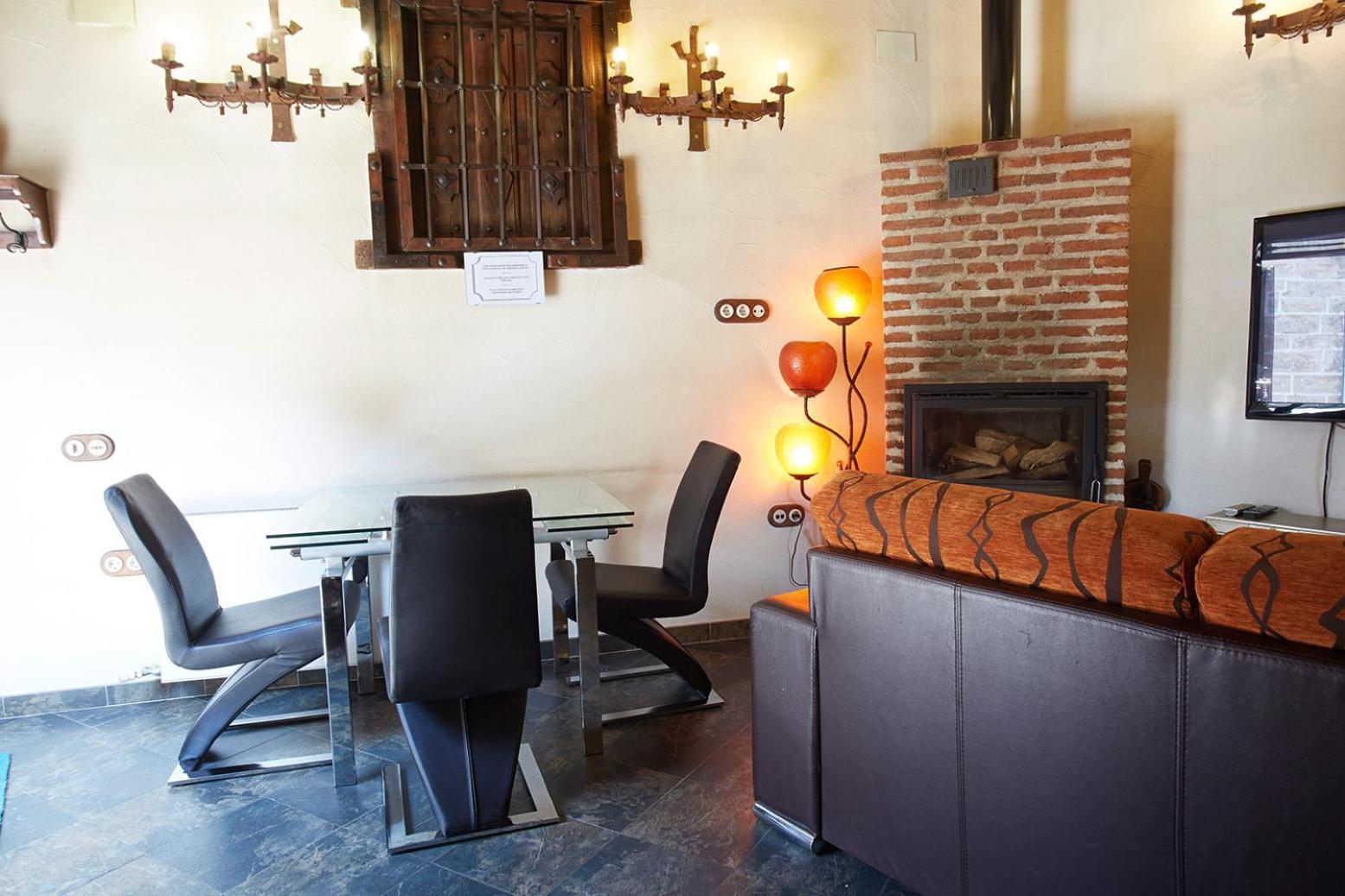 הוילה Ávila Casa De Cucu Navaluenga מראה חיצוני תמונה