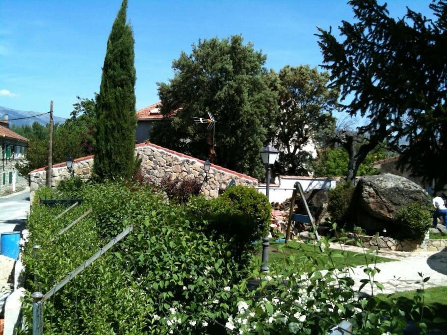 הוילה Ávila Casa De Cucu Navaluenga מראה חיצוני תמונה